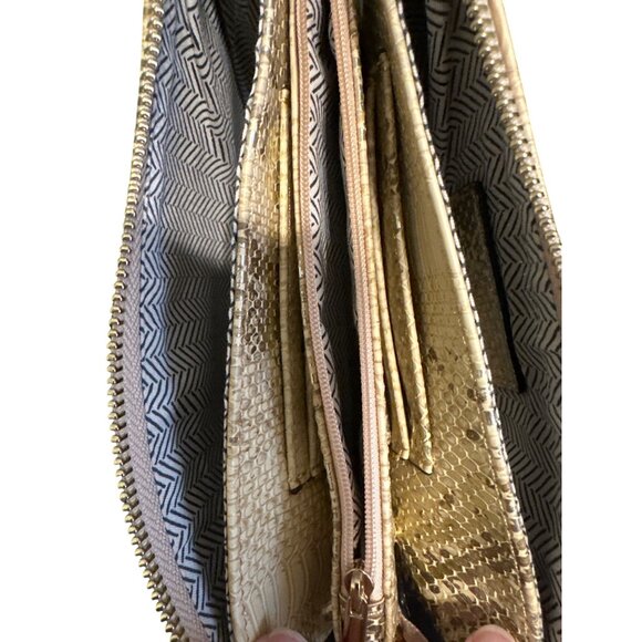 Jen & Co Gold Snake Print Wristlet Wallet W/ Zipper Closure & Card Slots - Picture 5 of 5